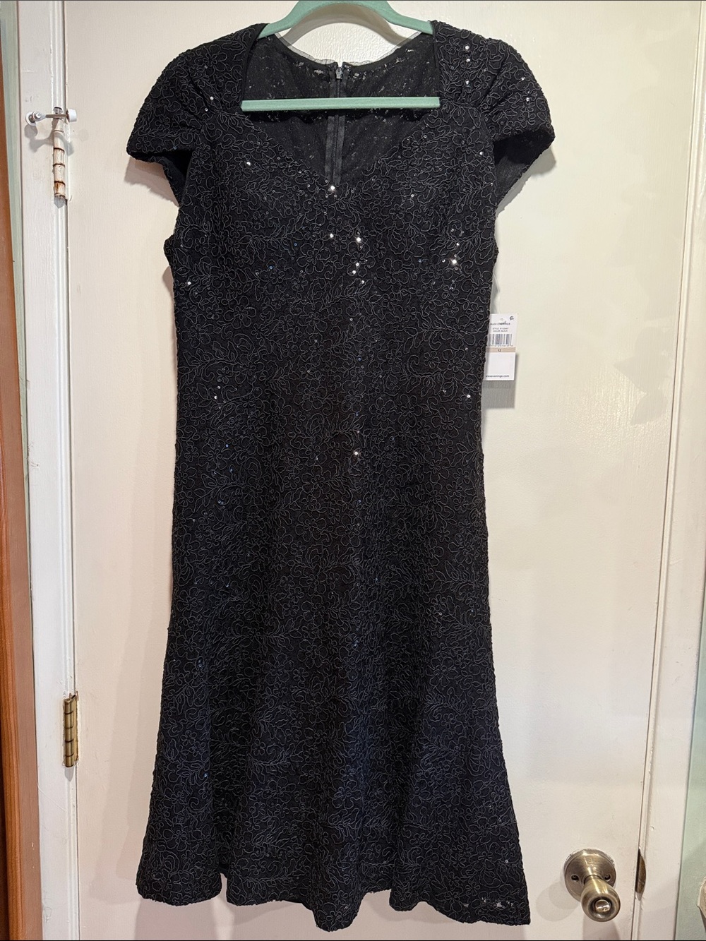 Alex Evenings Women's Knee Length V Neck Cocktail - Size 12 - Black Corded